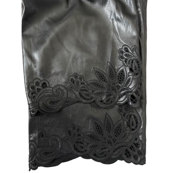 Chico’s Faux Leather‎ Cut Out Ankle Crop Wide Leg Trouser Pants Black Size 12 - Picture 11 of 13